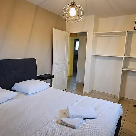 Charmante 8 Personnes Σπίτι διακοπών